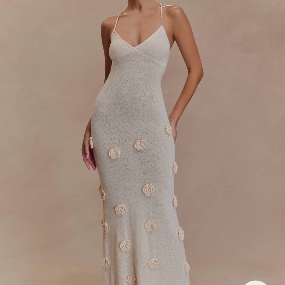 MESHKI DRESS BRAND NEW